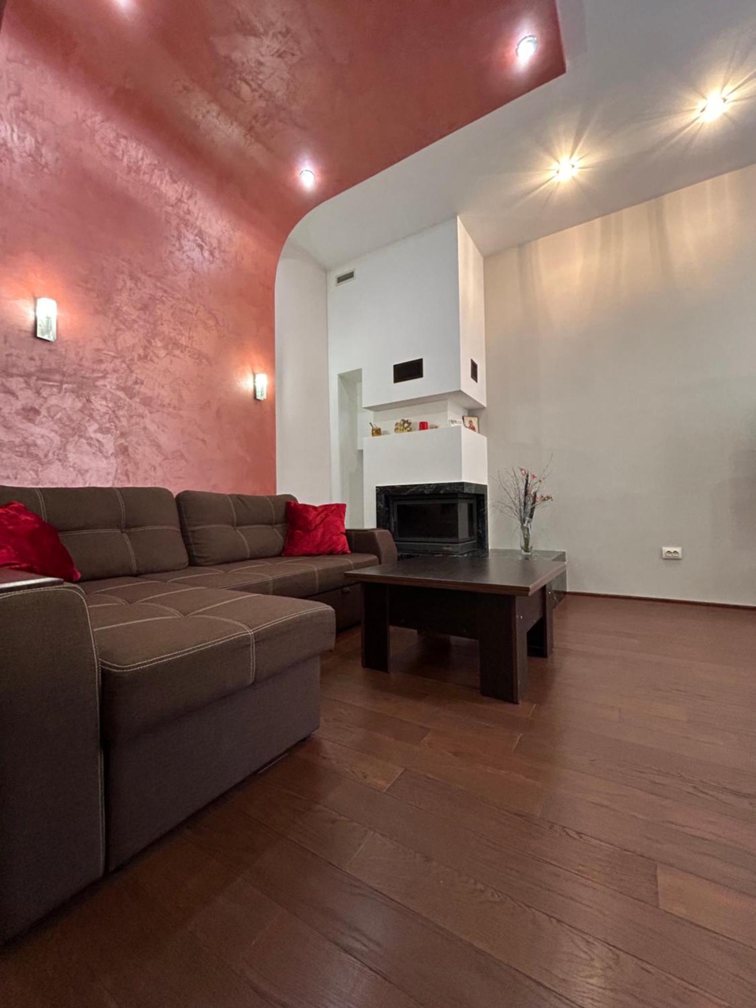 Modern Apartments In A Historical Place On Gorodotskaya Lviv Luaran gambar